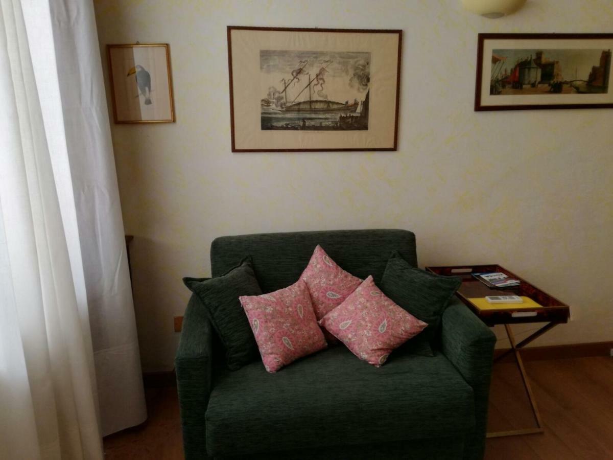 Pietrarosa Apartment لوكا المظهر الخارجي الصورة