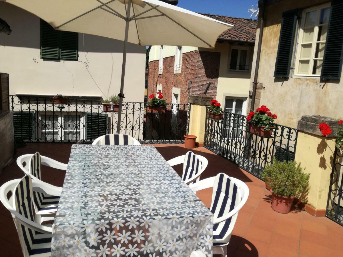 Pietrarosa Apartment لوكا المظهر الخارجي الصورة