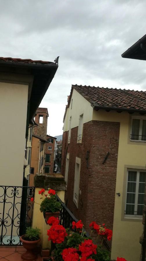 Pietrarosa Apartment لوكا المظهر الخارجي الصورة